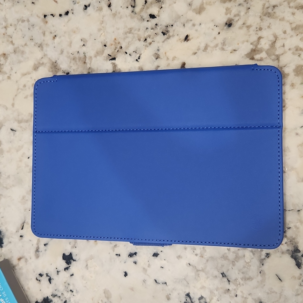 Ipad case - Picture 3 of 7